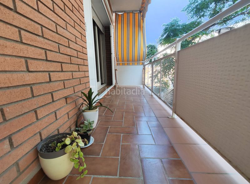 Foto 52259652-4889-4b95-99ba-e5ac55c5dedd. Pis amb xemeneia calefacció aparcament a Barri del Centre Terrassa