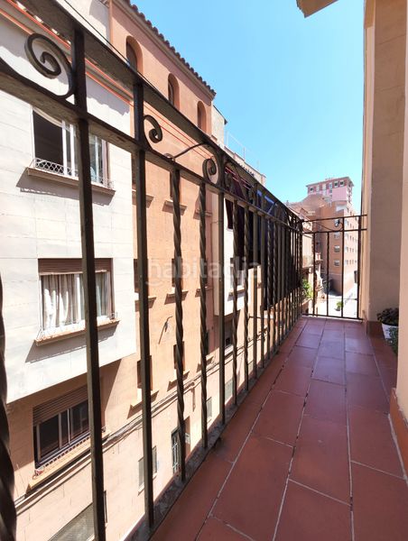 Foto 72c01a3b-bafb-4608-96b9-3c6f7ad8a19f. Edifici a Sants Barcelona