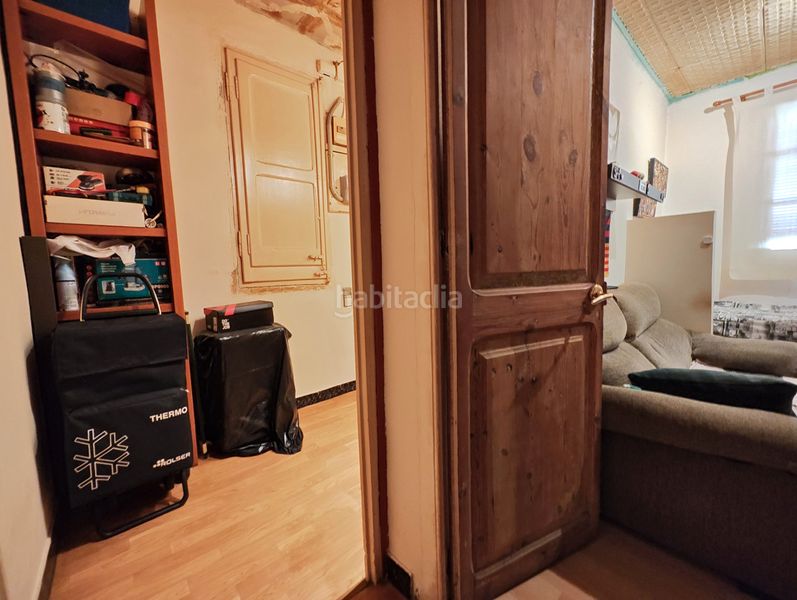 Foto a8b6d188-f85b-482f-90a6-63d86c12da5e. Edifici a Sants Barcelona