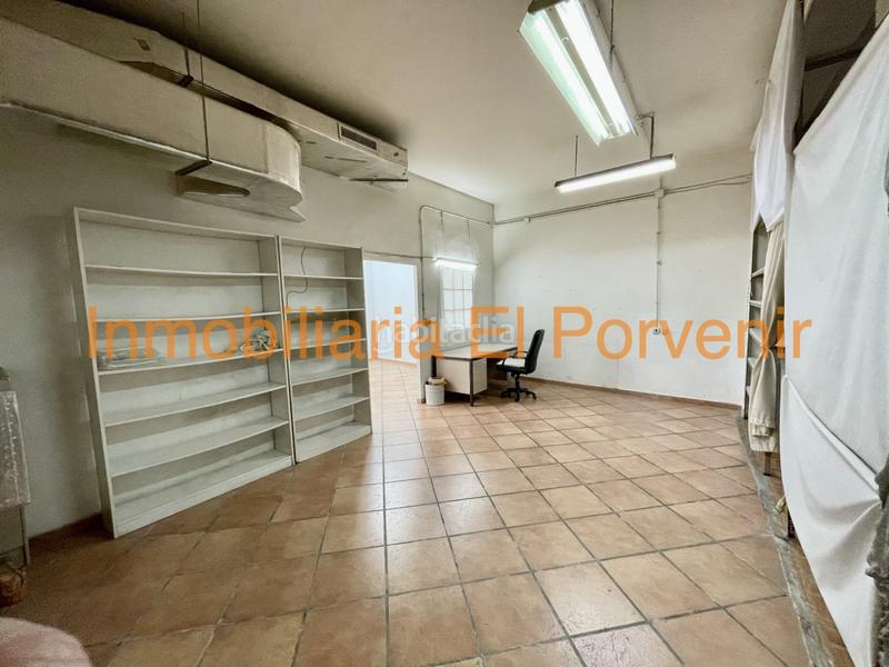 Foto 1c3eb0d6-c5bf-4af8-8fd8-a34379b7c24b. Location local commercial dans plaza obispo benlloch 5 dans Torrent