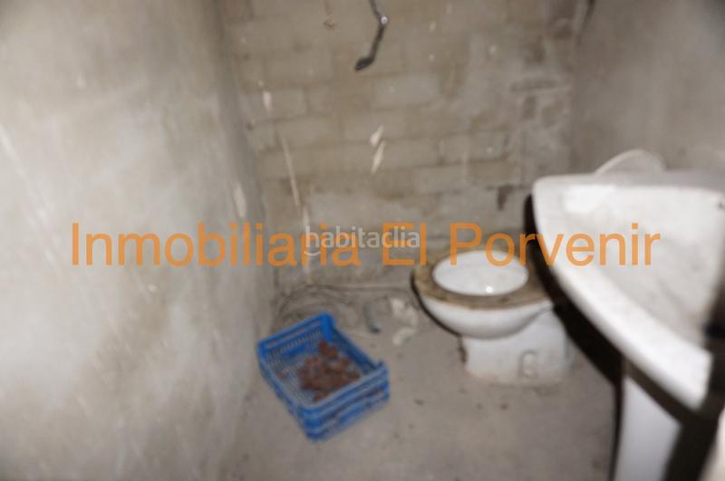 Foto 68eb99ae-a30e-462d-b16c-1a2320636762. Local commercial dans Poble Nou Torrent