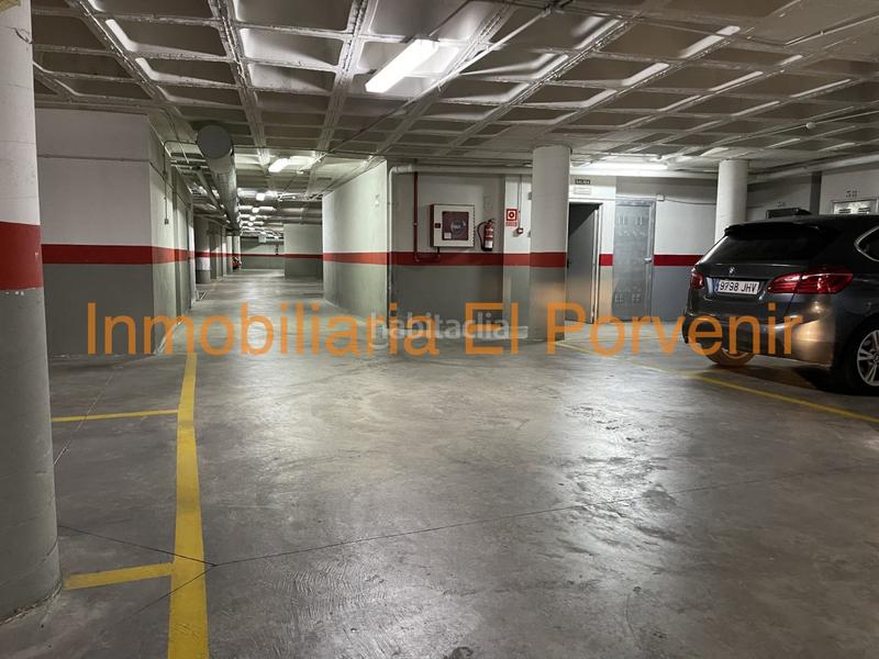 Foto c0b273c6-f794-4ab9-b223-91f31916b760. Alquiler parking coche en calle montreal 76 3 en Parc Central Torrent