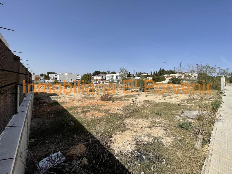 Foto 34cb65c7-f069-4f21-94bf-adfbca9dcfe7. Terreno residencial en calle llaurador francisco viñes 4 en Torrent