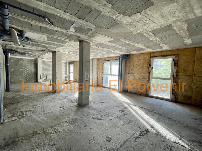 Foto 274b9187-efea-4374-828a-0f7ba59e3b85. Alquiler local comercial en avenida olimpica 11 en Torrent