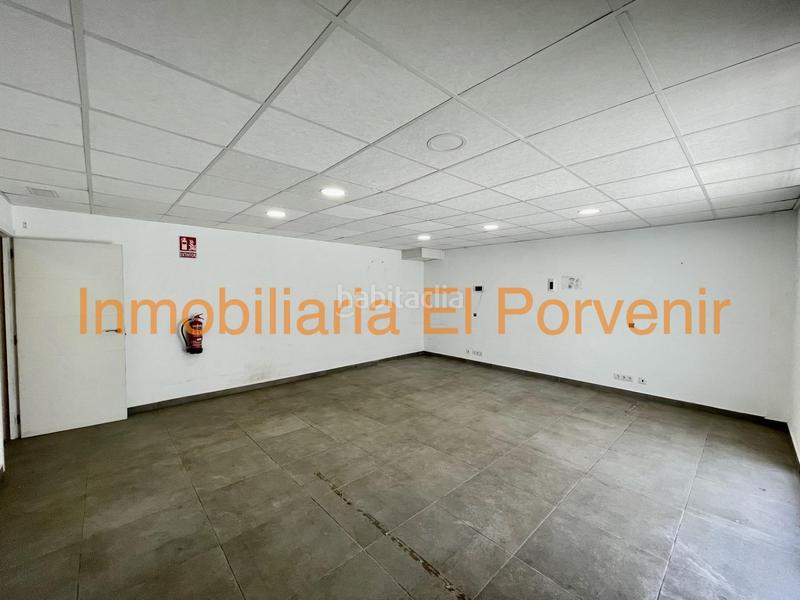 Foto f2f15507-7165-4318-8db3-7fcf1fb9b8a0. Lloguer local comercial a Parc Central Torrent
