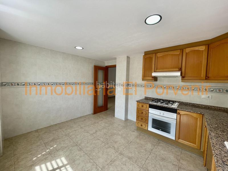 Foto 5ce3b795-a841-400a-a35d-7199cde2c5f4. Location chalet avec chauffage parking dans El Vedat - Santa Apolonia Torrent