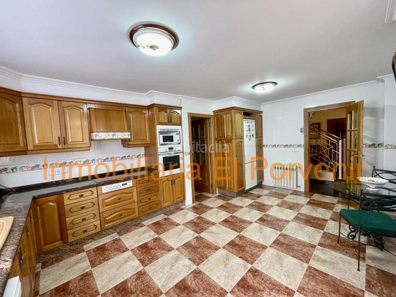 Foto 16fc1852-58e6-45cd-b69b-8217cfe66fe5. Chalet en El Vedat - Santa Apolonia Torrent
