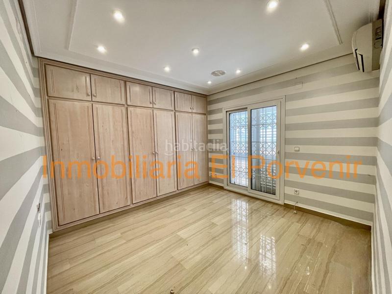 Foto cf70299e-c24e-4f91-a224-b2d08de6477c. Chalet mit heizung parking pool in Zona Avenida Alta - Auditorio Torrent