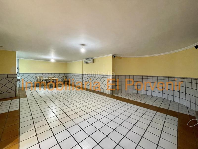 Foto 0437e437-be94-4181-a62e-b4f7a4cec9f0. Chalet con riscaldamento parcheggio piscina in Zona Avenida Alta - Auditorio Torrent