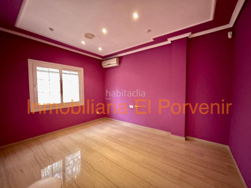Foto c35c964c-6794-496f-af9c-2a3d16678aa6. Chalet con riscaldamento parcheggio piscina in Zona Avenida Alta - Auditorio Torrent