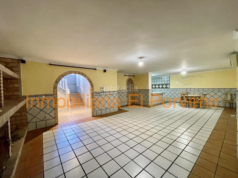 Foto d02190f1-7229-41ed-aaf4-f28aab5691a7. Chalet con riscaldamento parcheggio piscina in Zona Avenida Alta - Auditorio Torrent