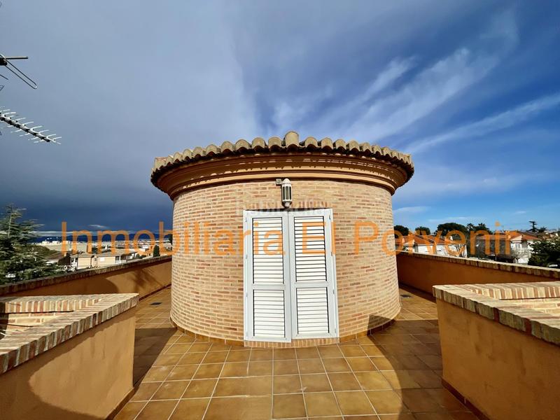 Foto 169e1980-442e-472d-abc5-6d76af686a87. Xalet amb calefacció aparcament piscina a Zona Avenida Alta - Auditorio Torrent