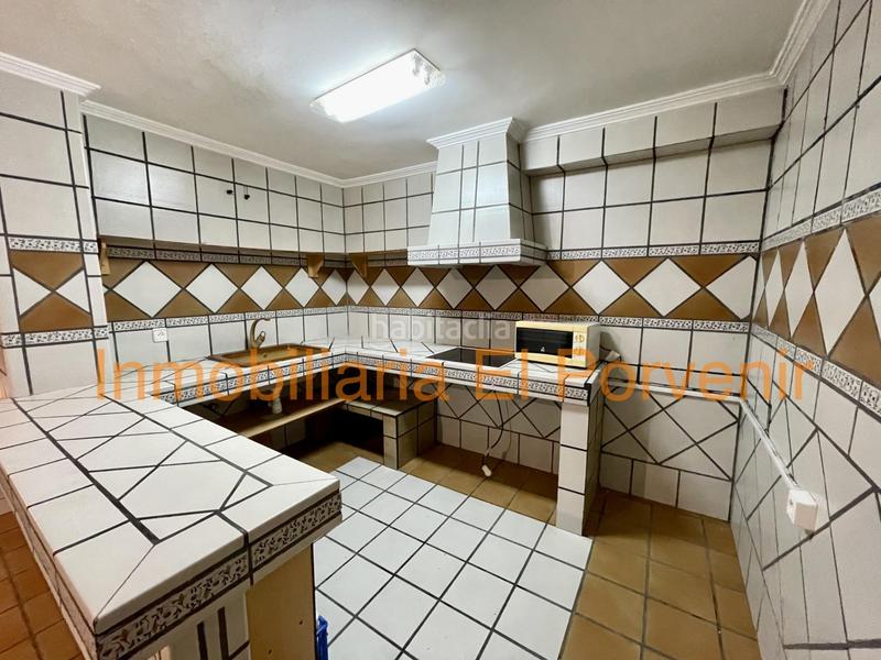 Foto 2100bfbd-a16b-40ce-aef2-bd8ab682d828. Xalet amb calefacció aparcament piscina a Zona Avenida Alta - Auditorio Torrent