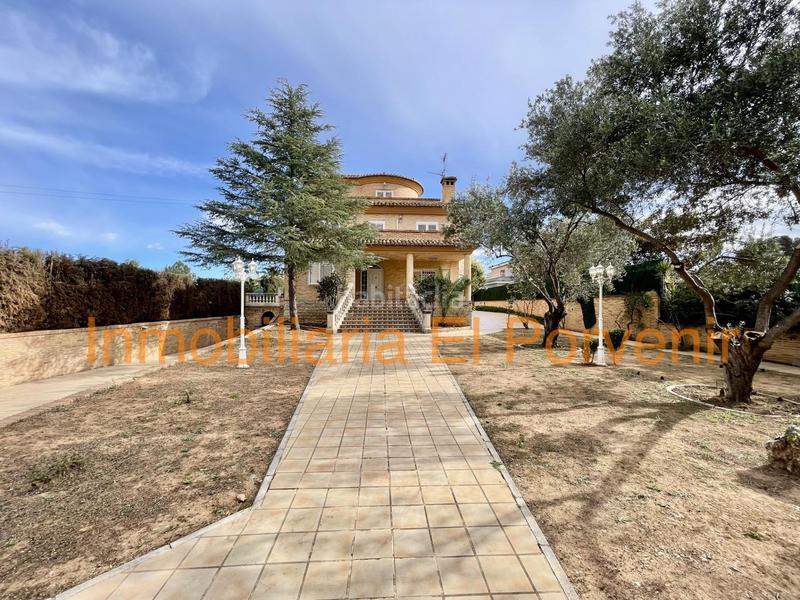 Foto c9cb4186-7e70-4c5b-9798-e71e89852cee. Xalet amb calefacció aparcament piscina a Zona Avenida Alta - Auditorio Torrent