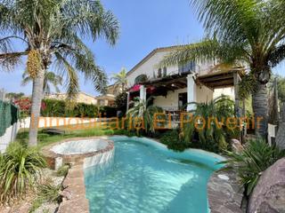 Chalet in El Vedat - Santa Apolonia