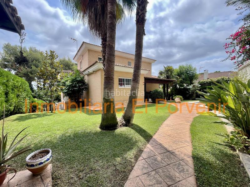 Foto 4e26b27e-3827-4b01-8352-419fcfdff590. Chalet mit heizung parking pool in Zona Avenida Alta - Auditorio Torrent