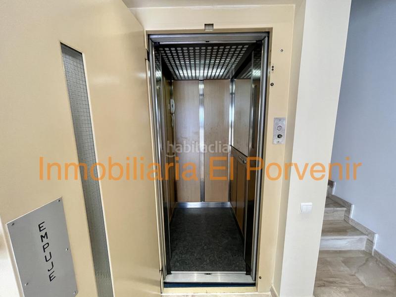 Foto c14430dc-aaa5-43d2-a445-96ce44568828. Chalet mit heizung parking pool in Zona Avenida Alta - Auditorio Torrent