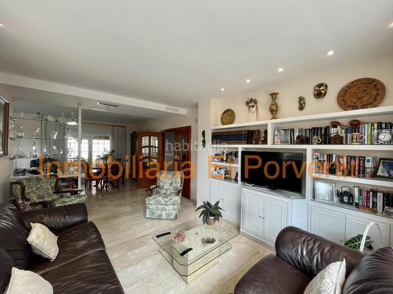 Foto 994bce35-bbd6-45e9-882c-955cb2625c08. Chalet with heating parking pool in Zona Avenida Alta - Auditorio Torrent