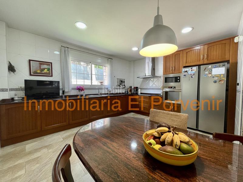 Foto 9c08c99c-8bba-41c2-985b-16a4e5e59ecd. Chalet with heating parking pool in Zona Avenida Alta - Auditorio Torrent