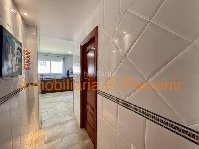 Foto 056188dc-d2b9-4c67-b47c-7a5e80d56ef6. Xalet amb calefacció aparcament piscina a Zona Avenida Alta - Auditorio Torrent