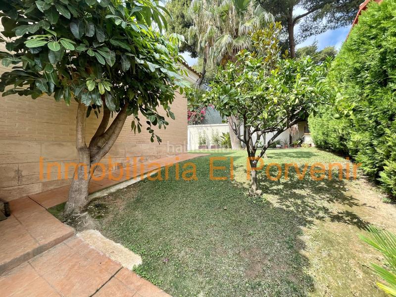 Foto f827d00f-b2b2-47fd-98b2-bdebea503f75. Xalet amb calefacció aparcament piscina a Zona Avenida Alta - Auditorio Torrent