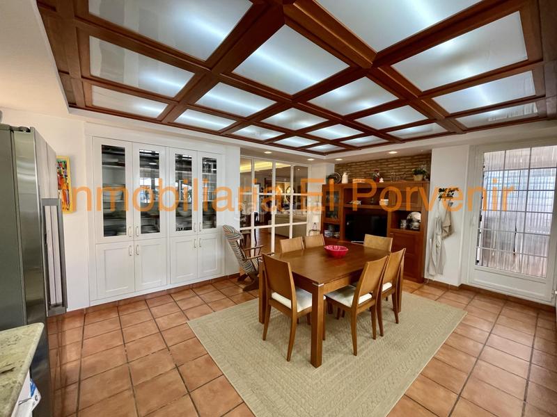 Foto 13a60845-5864-4cd2-b1a6-b4184656d46a. Chalet mit heizung parking pool in Zona Avenida Alta - Auditorio Torrent