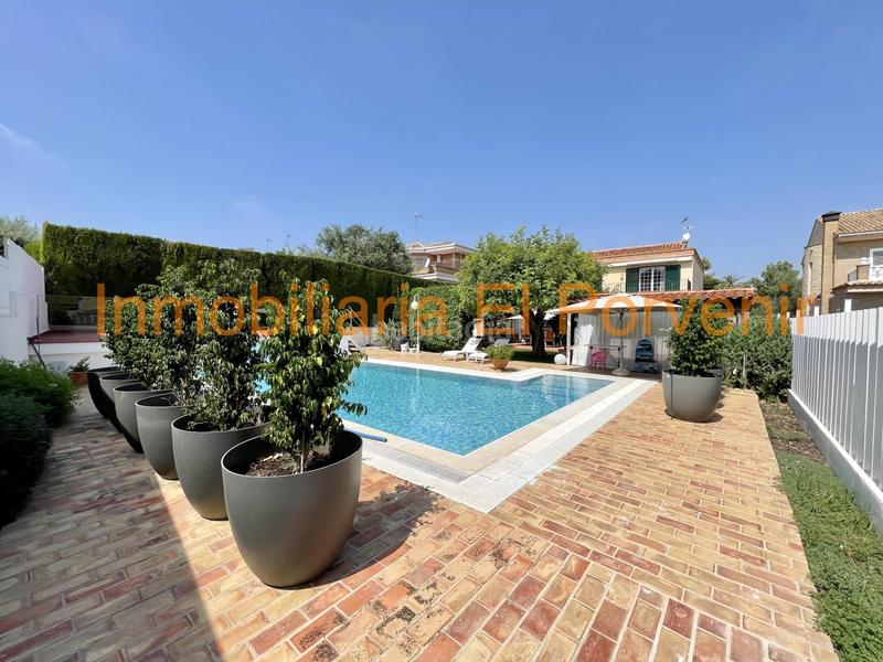 Foto 368ff73b-9514-4c6a-835c-69b806e8a8f0. Chalet with heating parking pool in Zona Avenida Alta - Auditorio Torrent