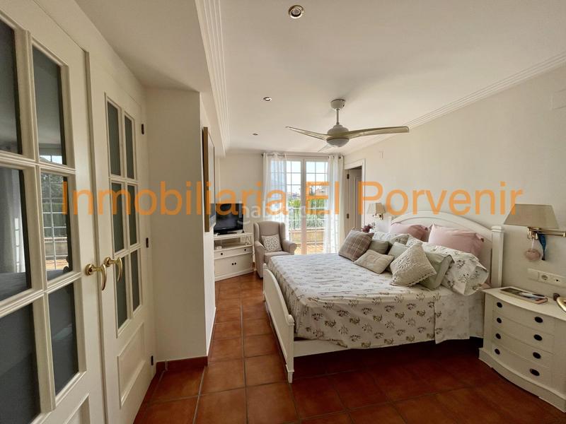 Foto c368f8d6-b0d7-4e0f-9bbb-ace2a65dfde4. Chalet with heating parking pool in Zona Avenida Alta - Auditorio Torrent