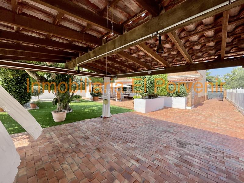 Foto 4b52897b-6da7-4827-b8d1-aeadf6d090c1. Chalet con riscaldamento parcheggio piscina in Zona Avenida Alta - Auditorio Torrent