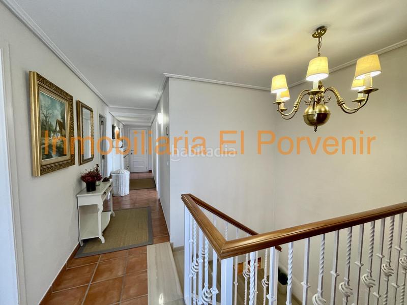 Foto f1cd3072-e7a3-4d8e-9225-33d356e89063. Xalet amb calefacció aparcament piscina a Zona Avenida Alta - Auditorio Torrent