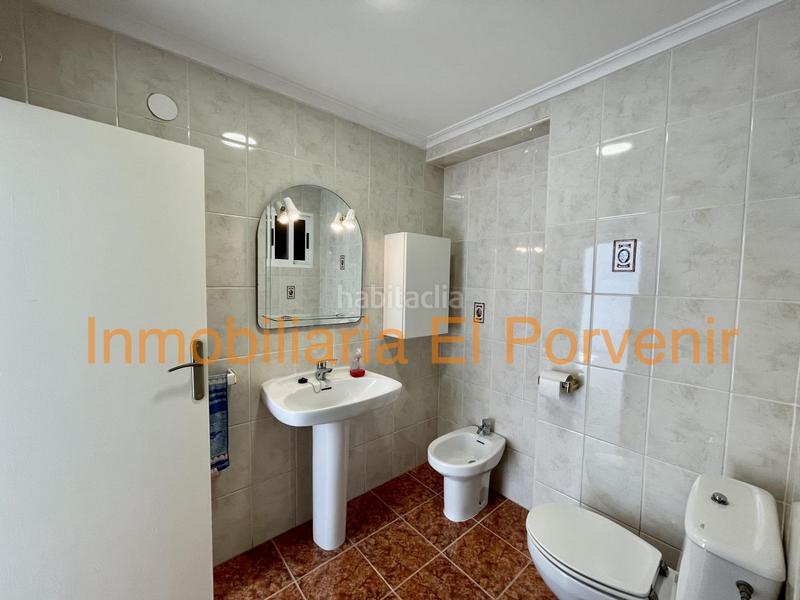 Foto b64e6f2b-b4a2-4a27-9982-c7fdad7376fd. Rent flat in Trinitat Valencia