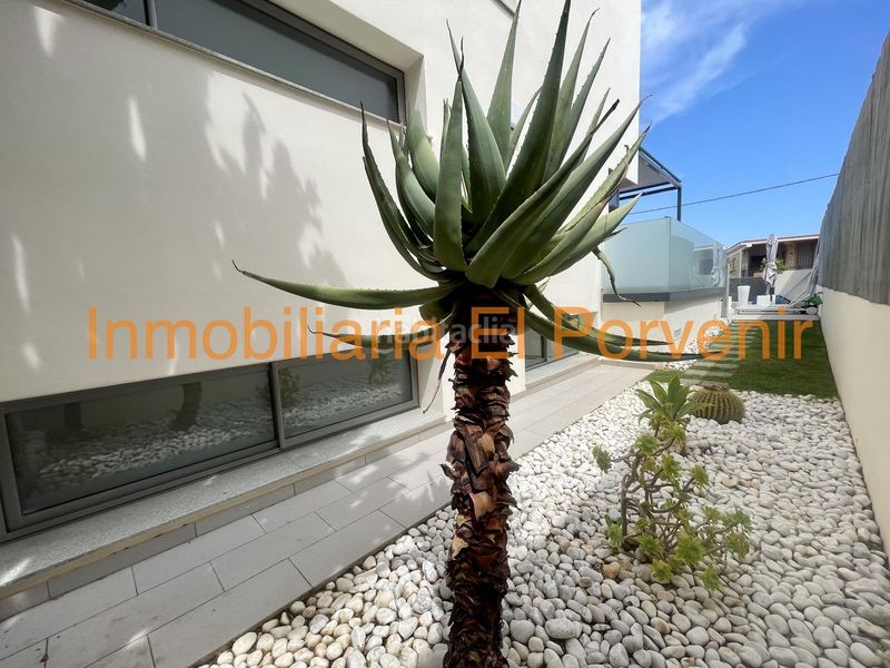 Foto 3ad359b7-f2ea-4029-84ad-a9a34acc4260. Location chalet avec chauffage parking piscine dans Torrent
