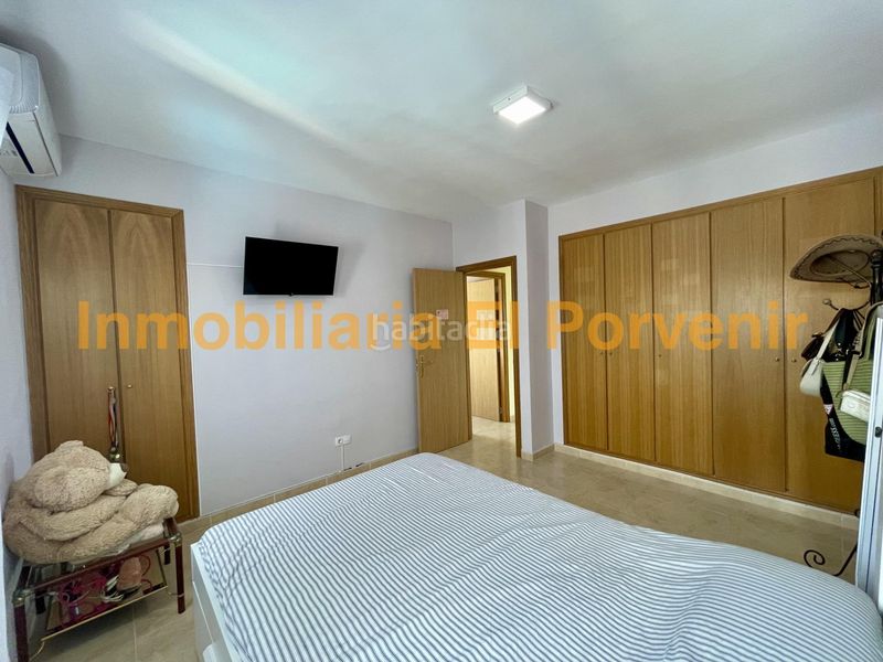 Foto 180c5d0e-98dc-4c10-8230-2503e8511986. Casa aparellada amb aparcament piscina a Monserrat