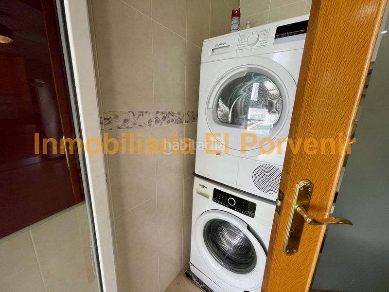Foto ea20f2b8-28c9-4b58-8a00-93ec8c5b1a66. Casa aparellada amb aparcament piscina a Monserrat