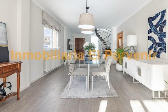 Foto d6e47085-27dd-457a-9bbe-45bd25cfd715. Chalet en El Vedat - Santa Apolonia Torrent