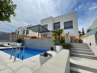 Chalet in El Vedat - Santa Apolonia