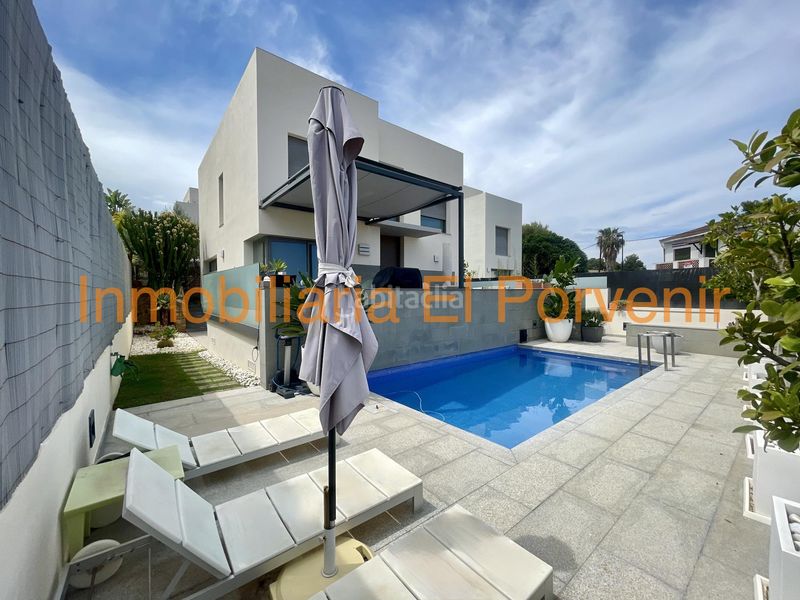 Foto b0469266-268a-41cd-b3ae-30887f045402. Chalet en El Vedat - Santa Apolonia Torrent