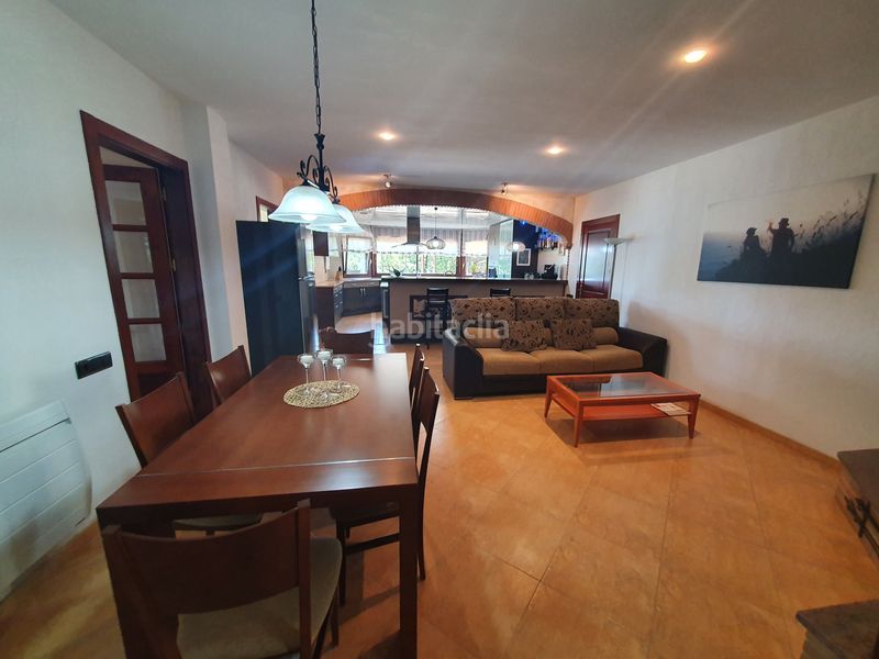 Foto 49384d42-aff5-45a3-b252-03dd289ec4b4. Chalet en Guixers