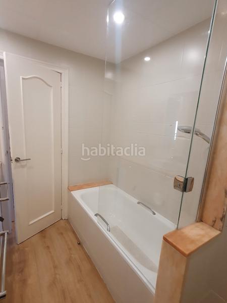 Foto a1e0340f-d6ce-425d-91dc-6b371fe4b5b0. Piso  señorial, luminoso, muy bien situado en Barcelona