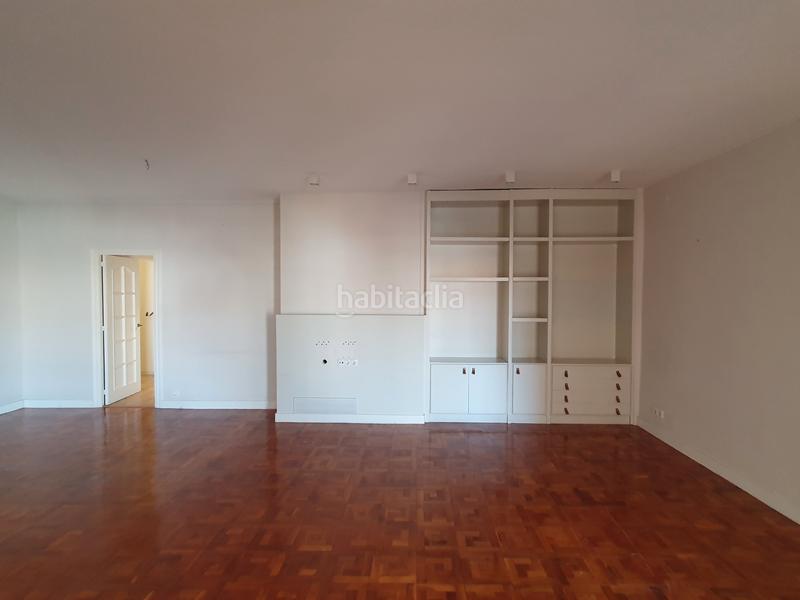 Foto fed147b8-2614-47d5-8b2d-aded455d9a29. Piso  señorial, luminoso, muy bien situado en Barcelona