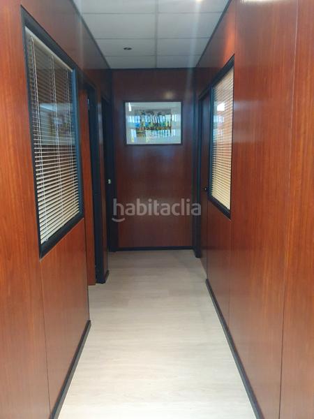 Foto 0b51a483-3a86-4bb0-b287-5f4bc91f6ab8. Miete büro in La Bordeta Barcelona