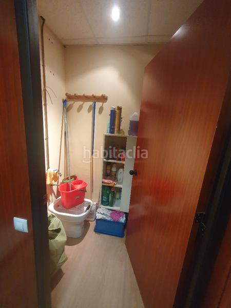 Foto a54754eb-a836-4d73-bc8b-4492d499d03c. Miete büro in La Bordeta Barcelona