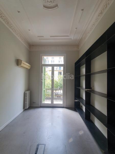 Foto 382aa4da-6224-413d-b3c3-d9d44f6a0480. Miete büro in Dreta de l´Eixample Barcelona