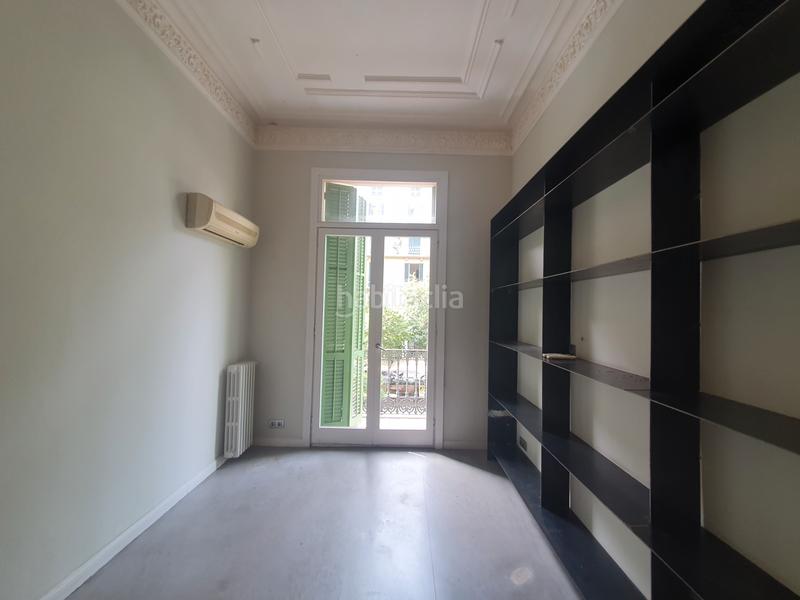 Foto 5f81f2aa-3dca-4473-b414-46468ecbcd91. Rent office space in Dreta de l´Eixample Barcelona