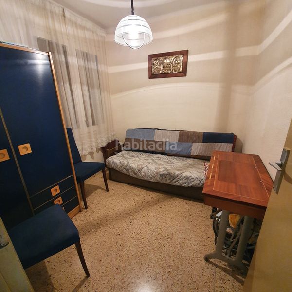 Foto 158ee357-3bb0-4f15-8f5c-94ae1a90f2a0. Piso en Carmel Barcelona