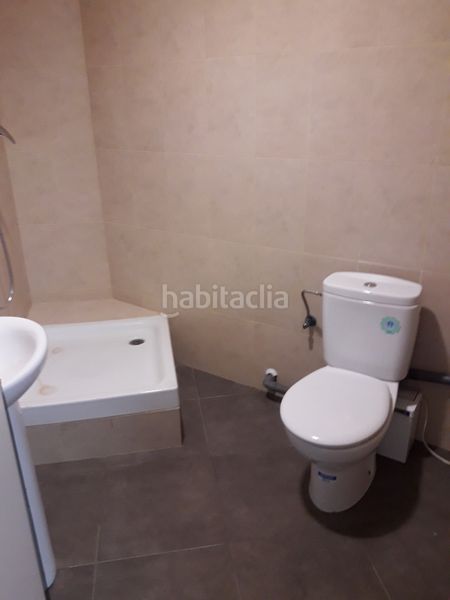 Foto 6cbd6374-8f9c-4c7c-a774-e85c11723ad9. Local comercial a Castell-Poble Vell Castelldefels