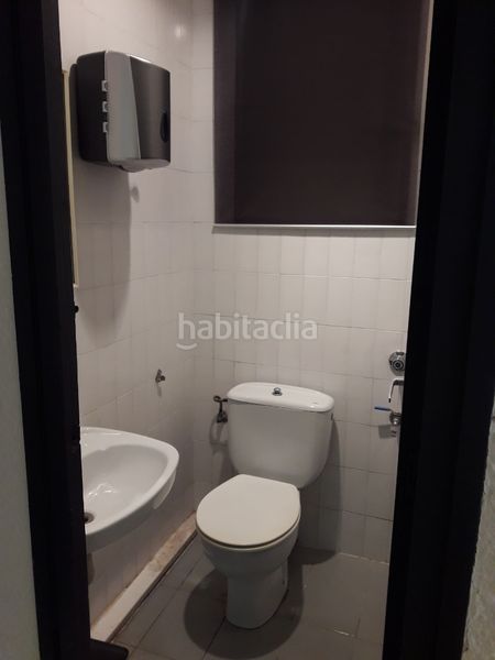 Foto a9a3b64b-6c06-4428-b818-bf17cbdf9ebf. Local comercial a Castell-Poble Vell Castelldefels