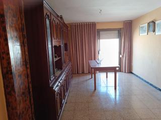 Appartement  De pere el cerimonis. Amplio piso muy luminoso al centro de la ciudad
