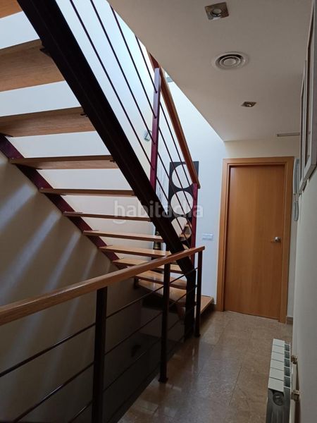Foto 8a90ca0b-429c-4c68-8c6c-094d9825e4a5. Semi detached house with heating parking in Ponent Reus