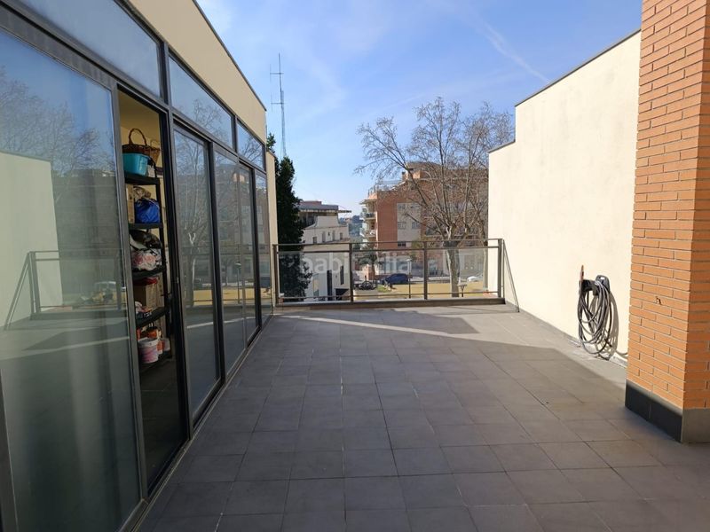 Foto b128bbfa-e130-4a71-9181-67516cc26b60. Semi detached house with heating parking in Ponent Reus